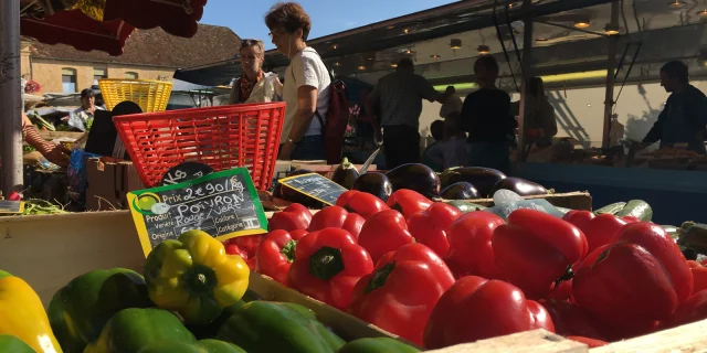 Poivrons au marché de Gourdon