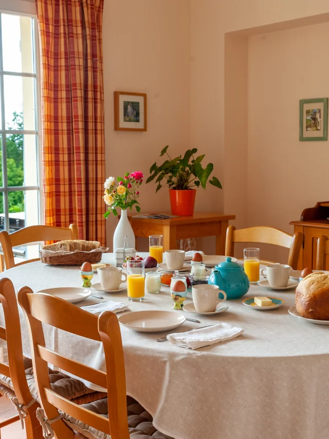 Petit-déjeuner en chambre d'hôtes