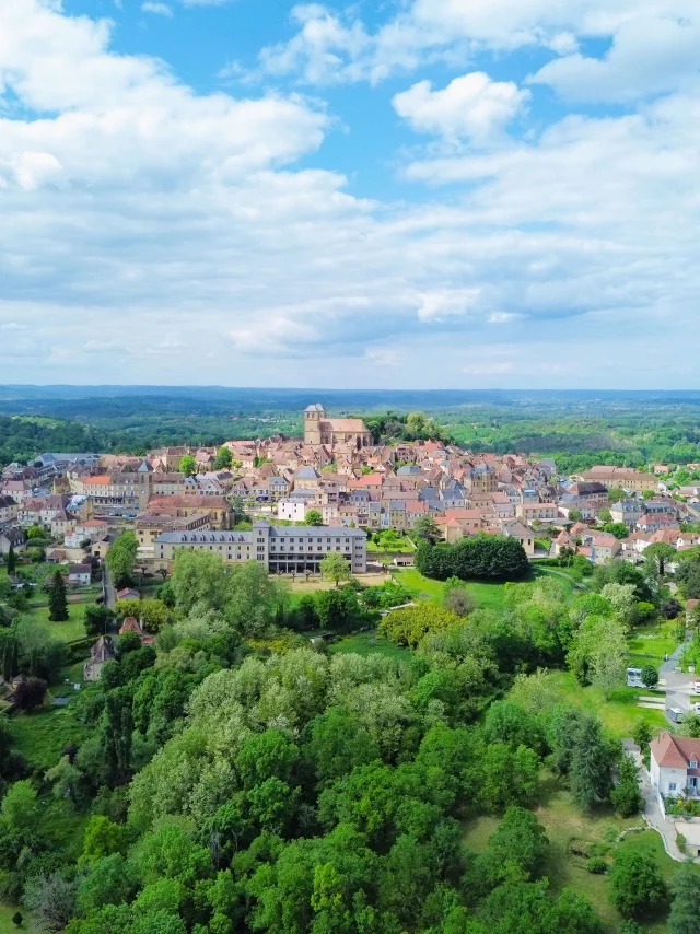 Vue au drone de Gourdon