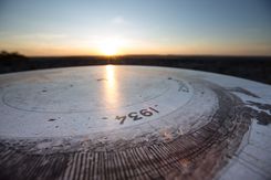 Soleil couchant à l'esplanade de Gourdon